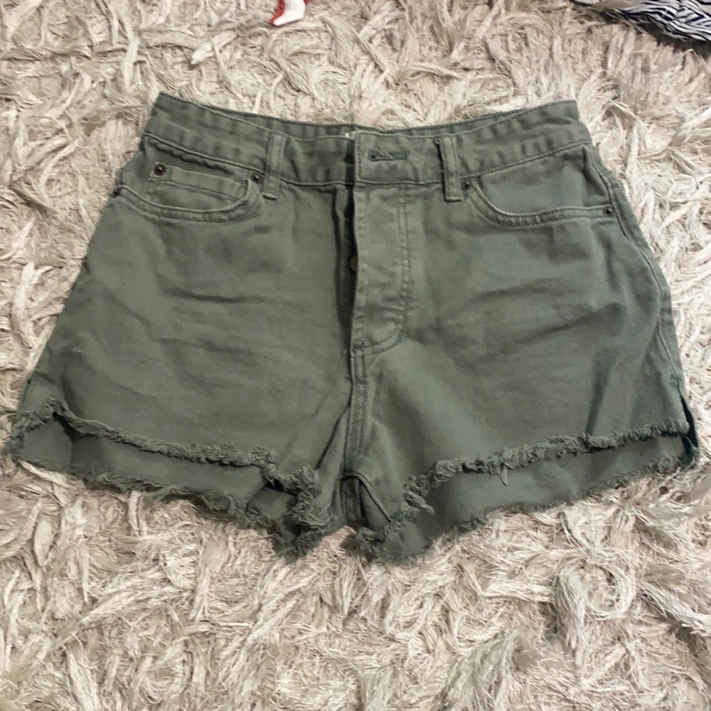 Society amuse Green shorts